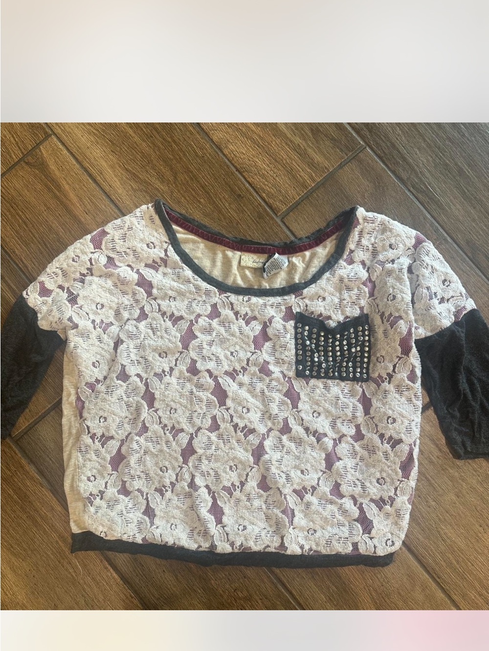 Daytrip 3/4 sleeve lenght Lace Overlay Stud Pocket Top - Purple/Black